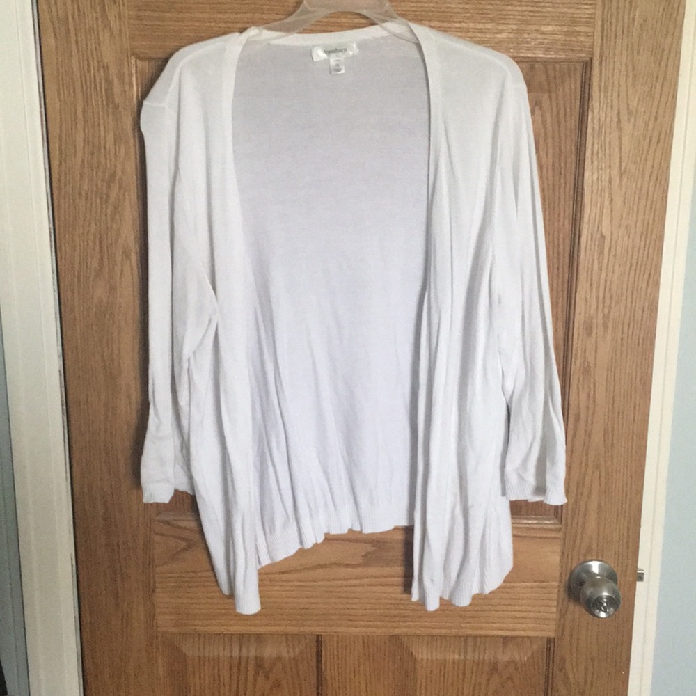 Plus size White open cardigan